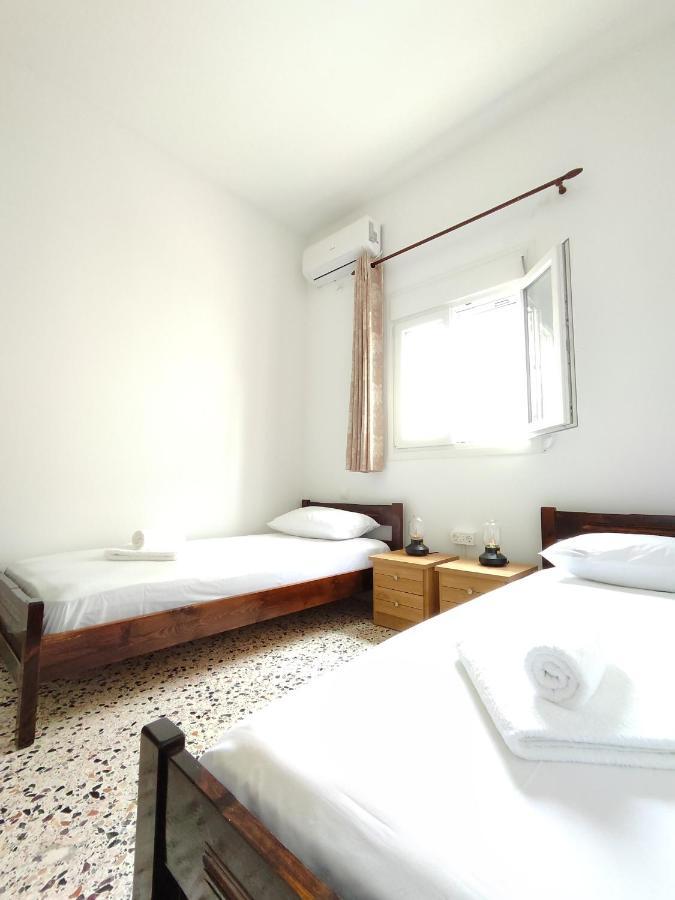 Oasis Apartments เปริสซา ภายนอก รูปภาพ