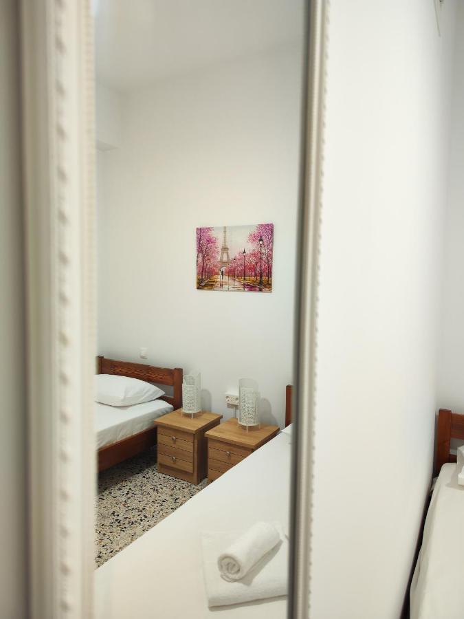 Oasis Apartments เปริสซา ภายนอก รูปภาพ